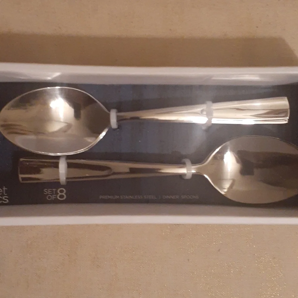 NWT GOURMET BASICS PREMIUM STAINLESS STEEL DINNER SPOONS